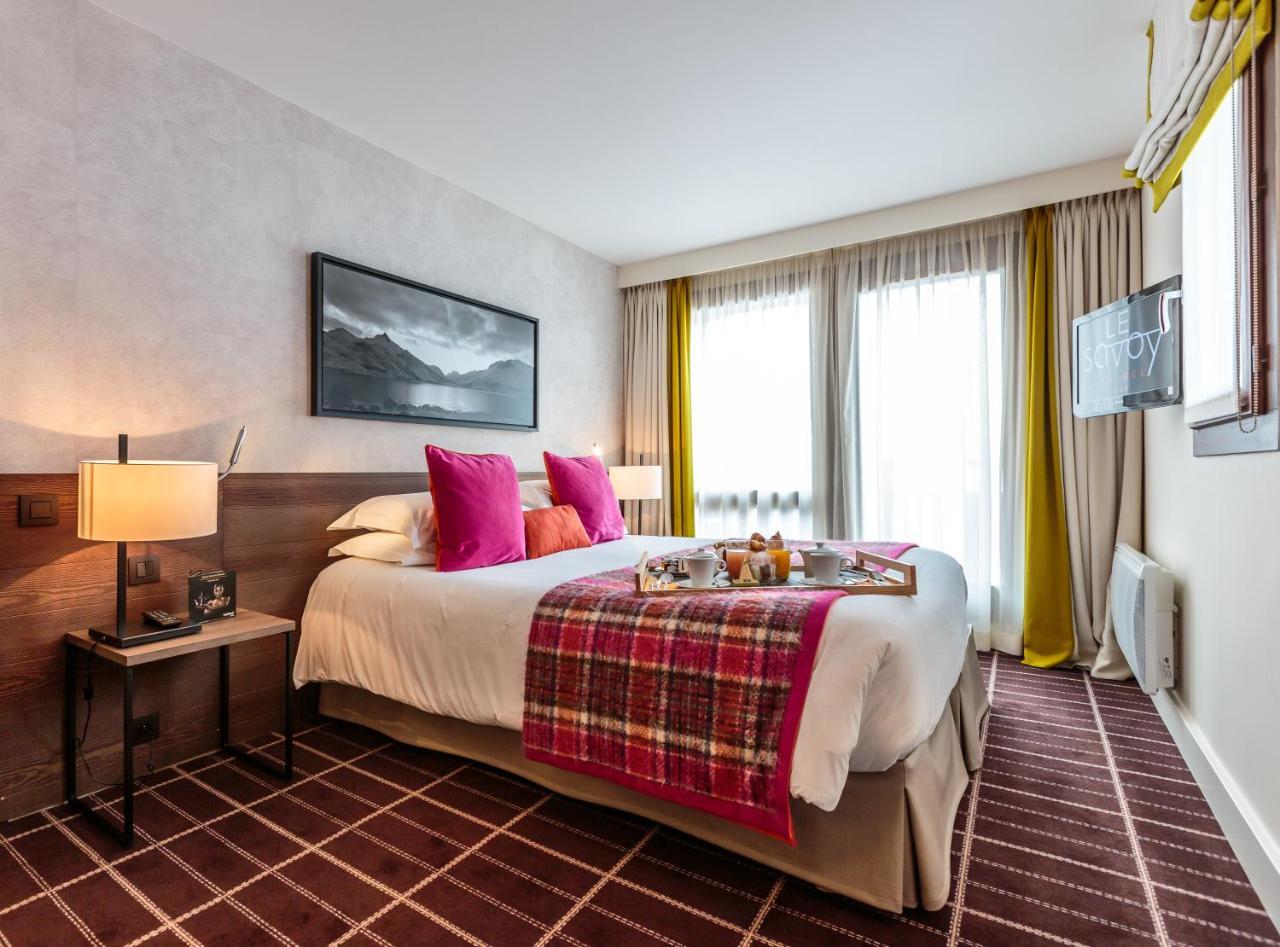 Hotel Le Savoy เมรีเบล ภายนอก รูปภาพ